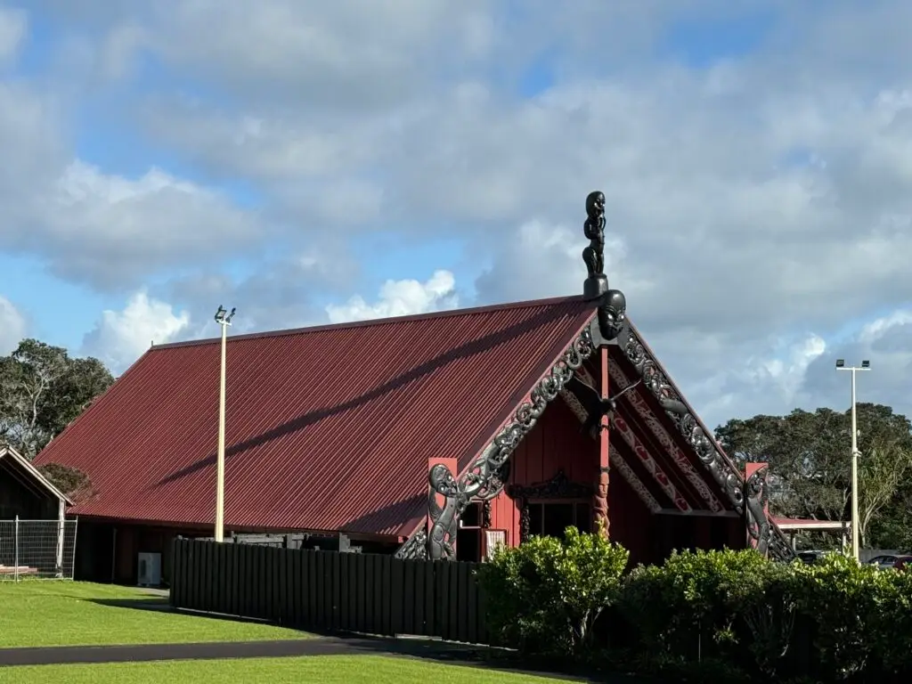 Ki Uta Ki Tai Experience, a private Auckland cultural tour with Terra & Tide